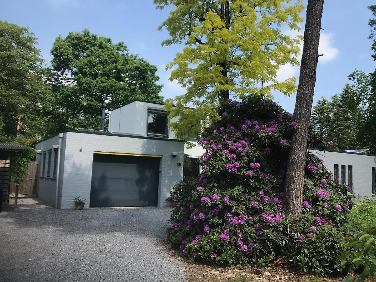 B & B De Stijl Vessem
